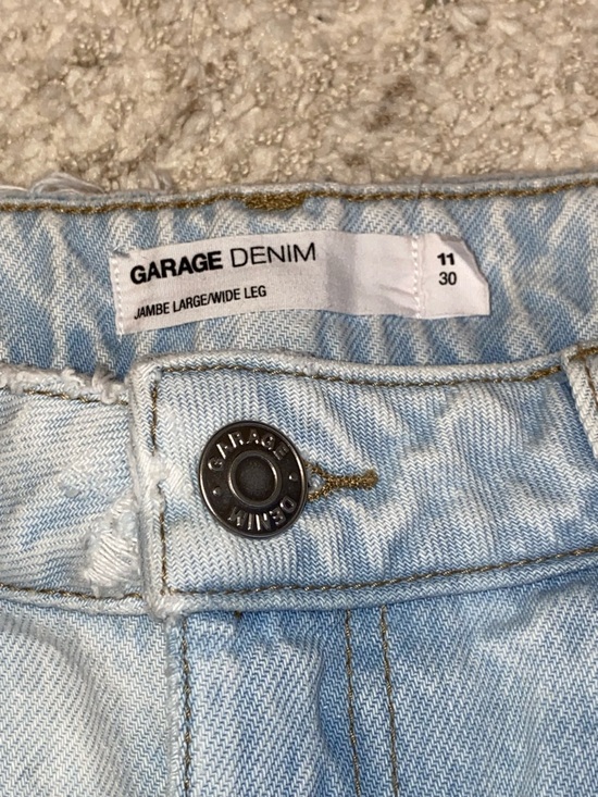 Garage Wide Leg Distressed Jeans in Light Wash Brileigh Blue 32" Waist - Picture 6 of 13